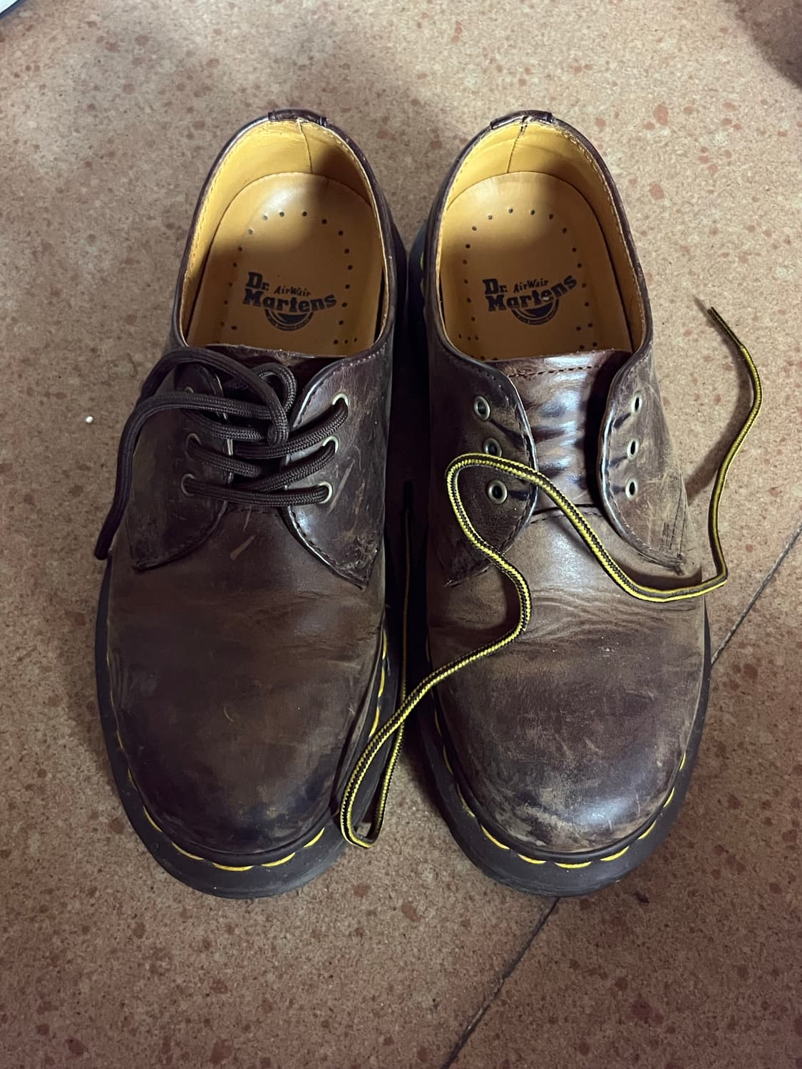 닥터마틴 1461 크레이지홀스 230~240 상품이미지1