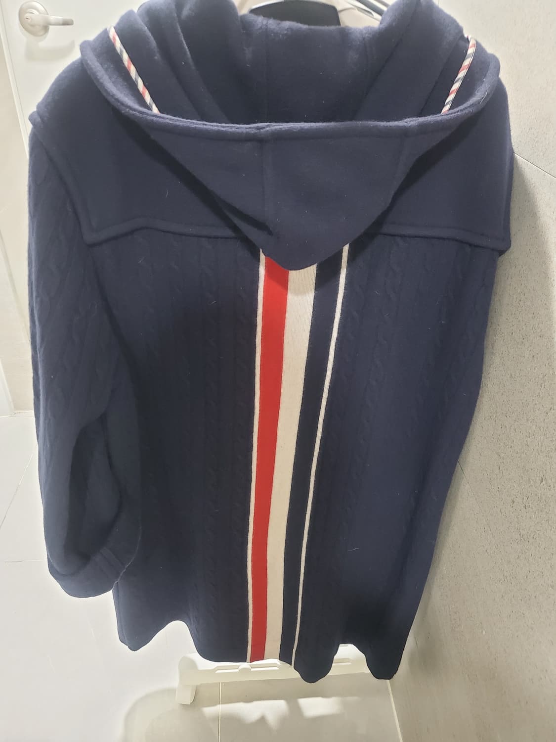 [정품]톰브라운 네이비 메리노 울 후드 코트 상품이미지2