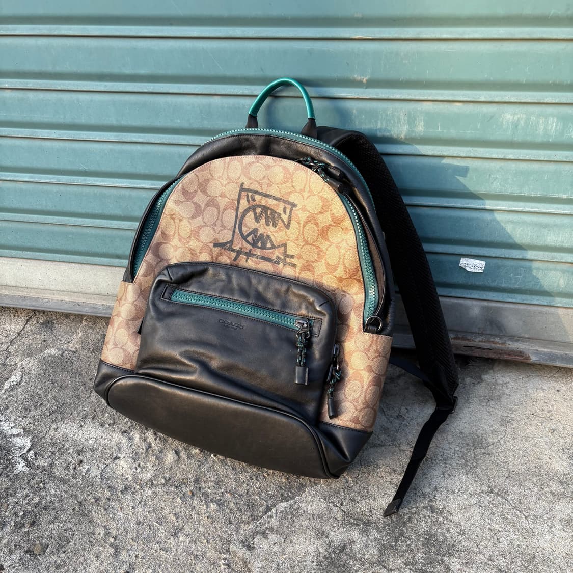 코치 x GUANG YU 레더 트림 코팅 캔버스 백팩 상품이미지4