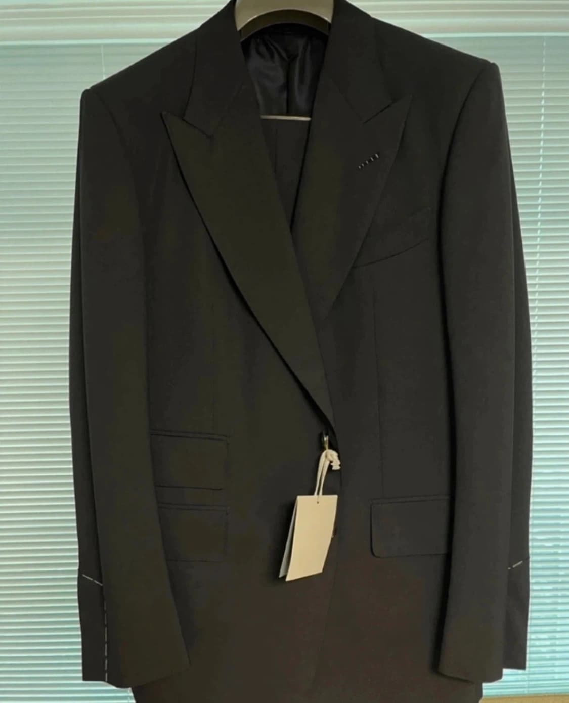 톰포드 윈저수트 네이비 상품이미지2