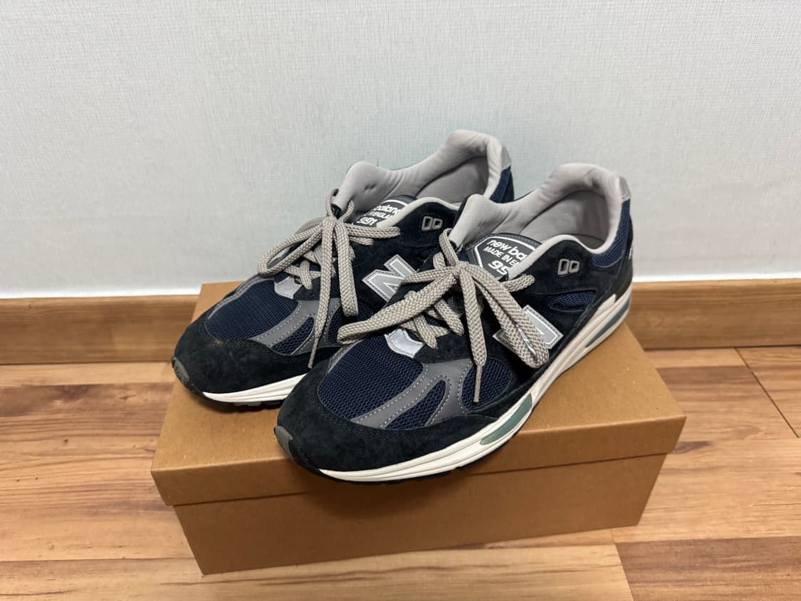 뉴발란스 991 네이비 상품이미지1