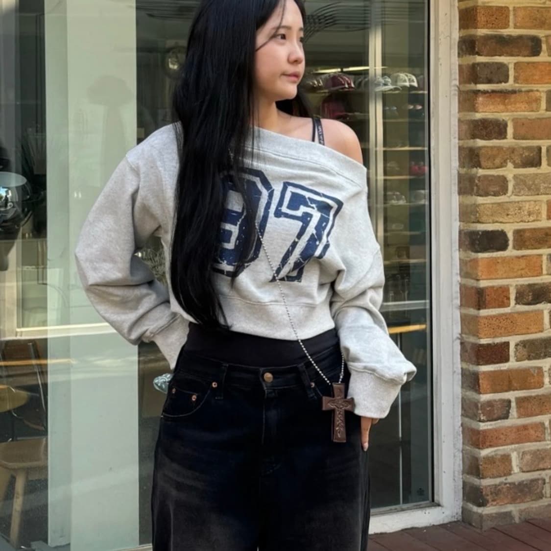 스컬프터 오프숄더 크롭 스웻셔츠 멜란지 그레이 XS 상품이미지5
