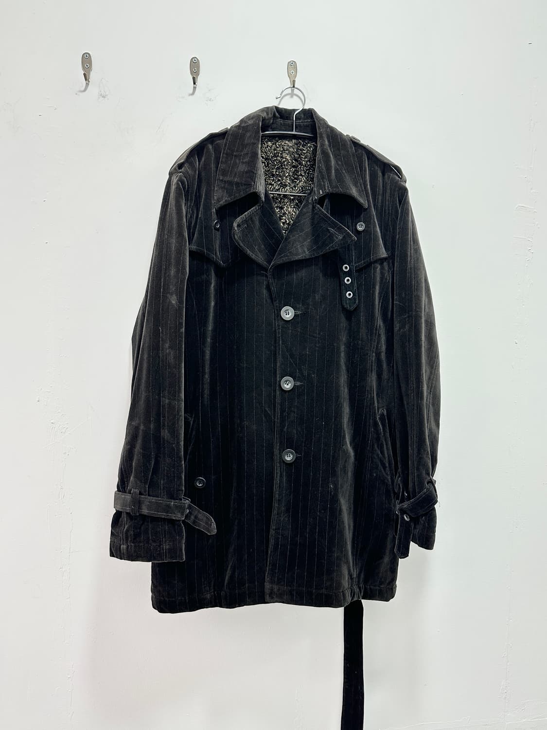 Growth by In The Attic stripe fur velvet 상품이미지1