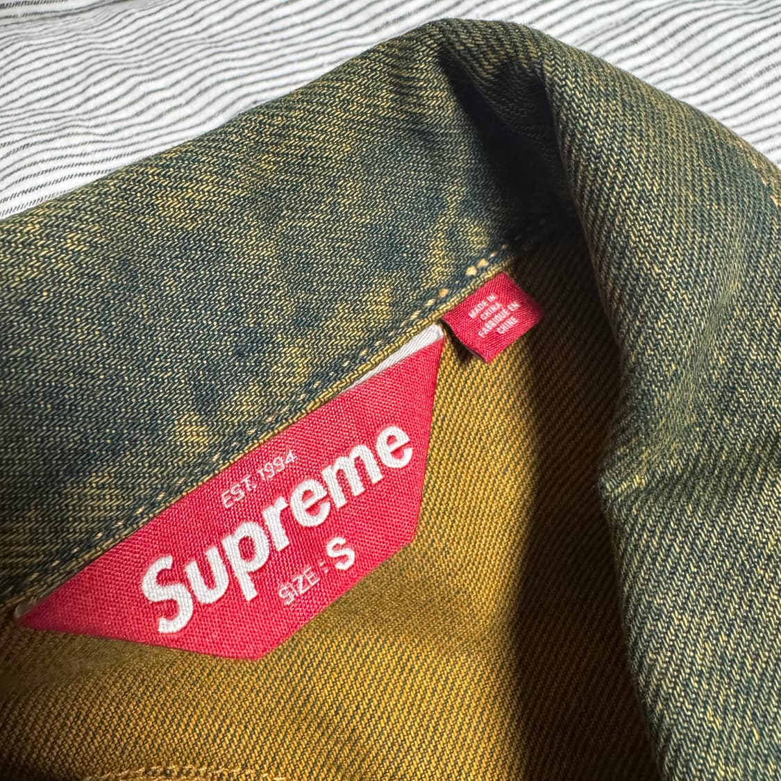 슈프림 S로고 데님 트러커 자켓 스몰 상품이미지4