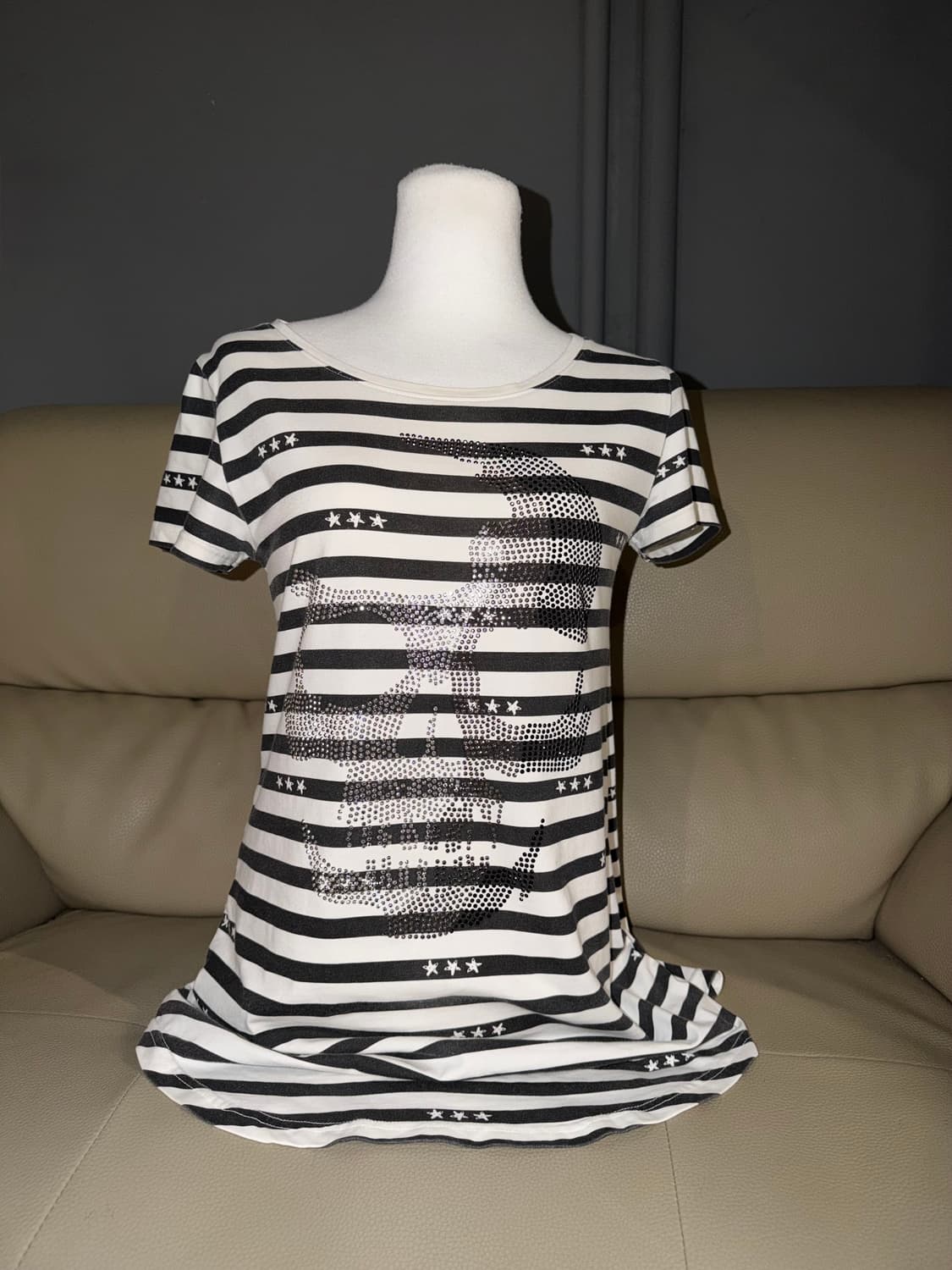 Skull cubic point stripe pattern top 상품이미지1