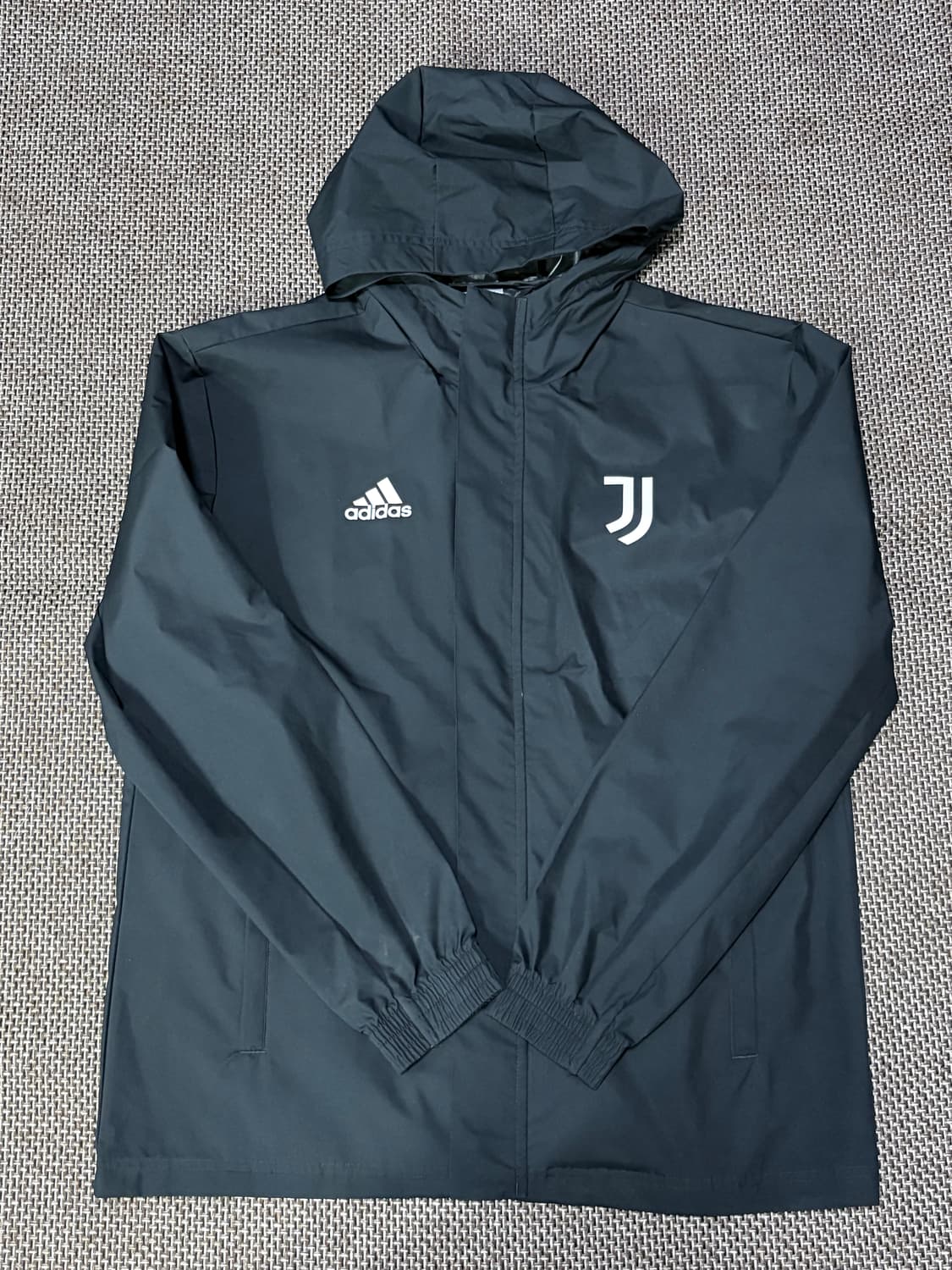 아디다스 유벤투스 바람막이 상품이미지2