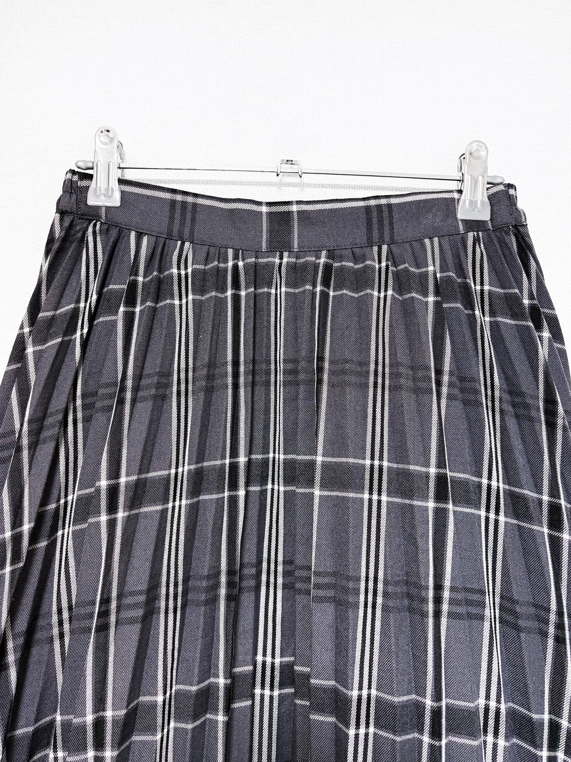 Checked Pleated Long Skirt – Dark Grey 상품이미지5