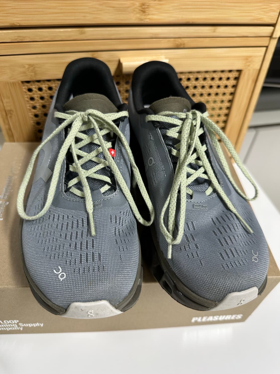 온러닝 플레져스 더루프 클라우드몬스터2 상품이미지5