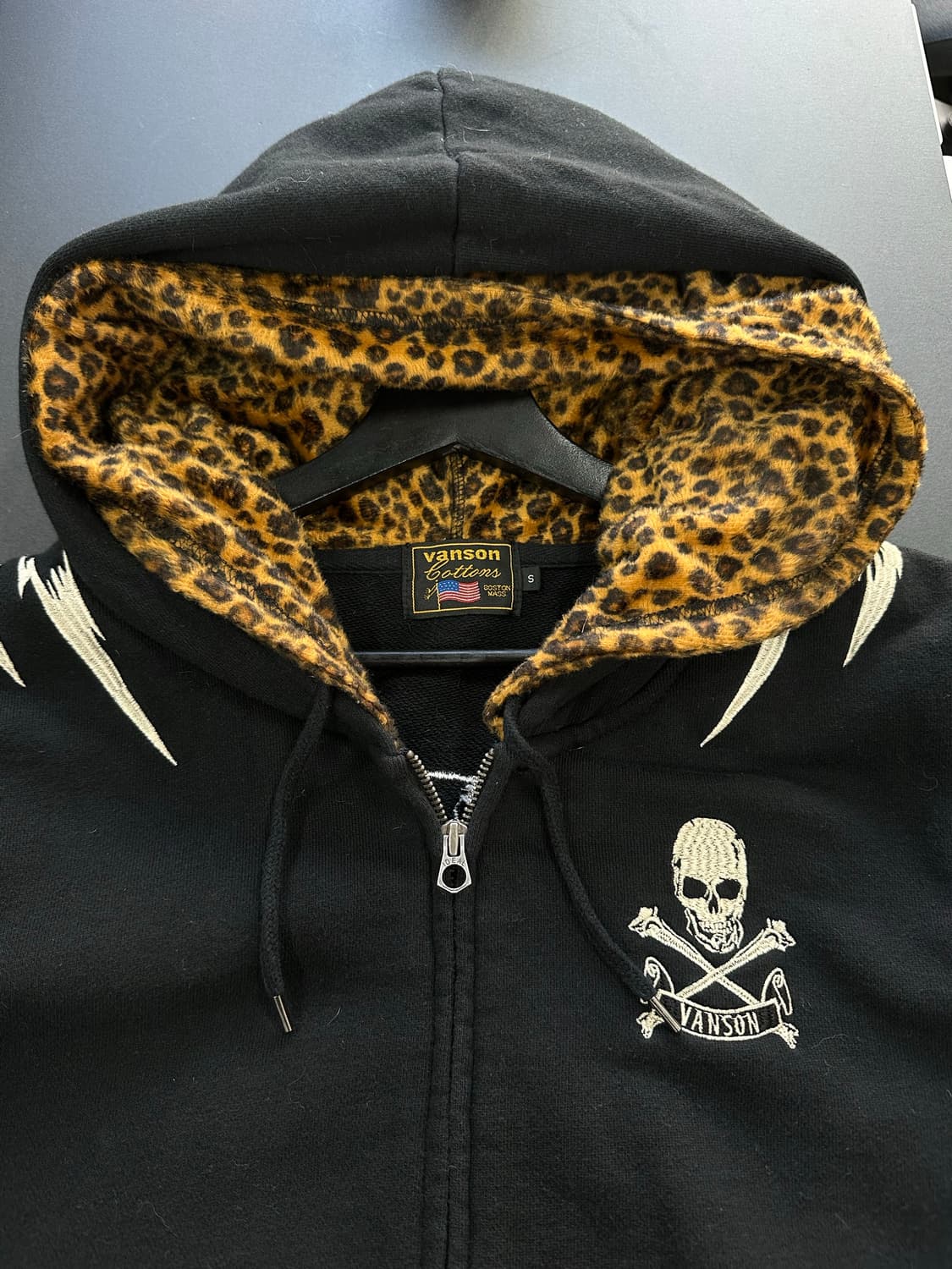 벤슨 넥핸드워머 레오파드 스컬윙 후드집업 상품이미지8