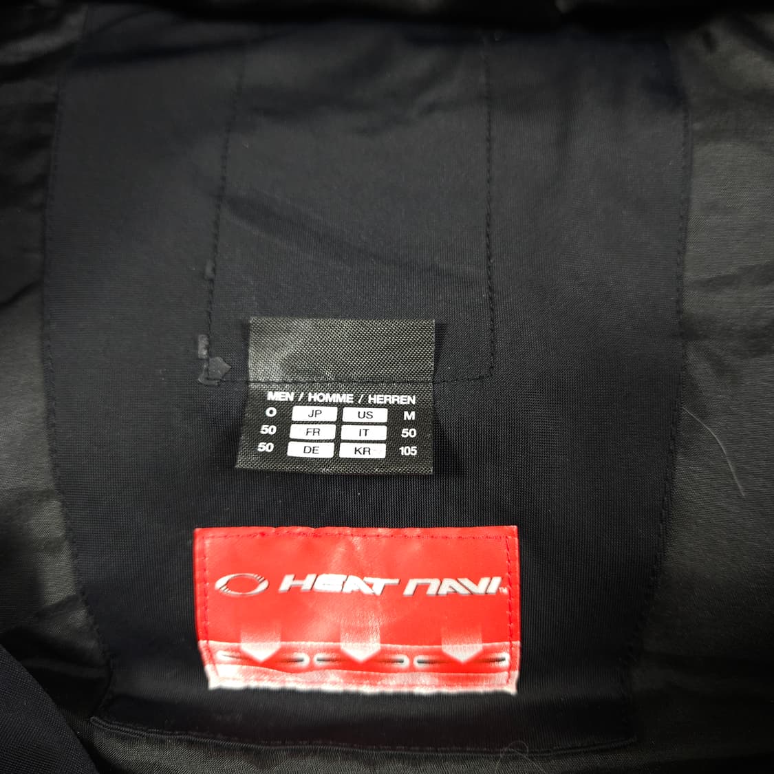 데상트 아우디 스위스 조끼패딩 상품이미지5