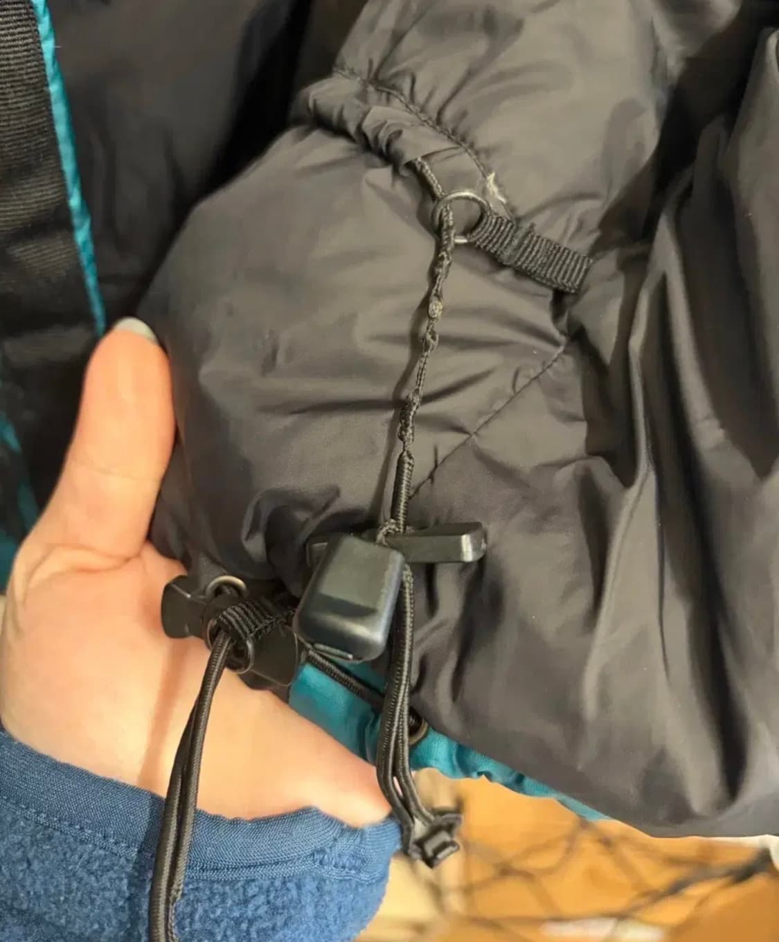 마운틴하드웨어 패딩 상품이미지3