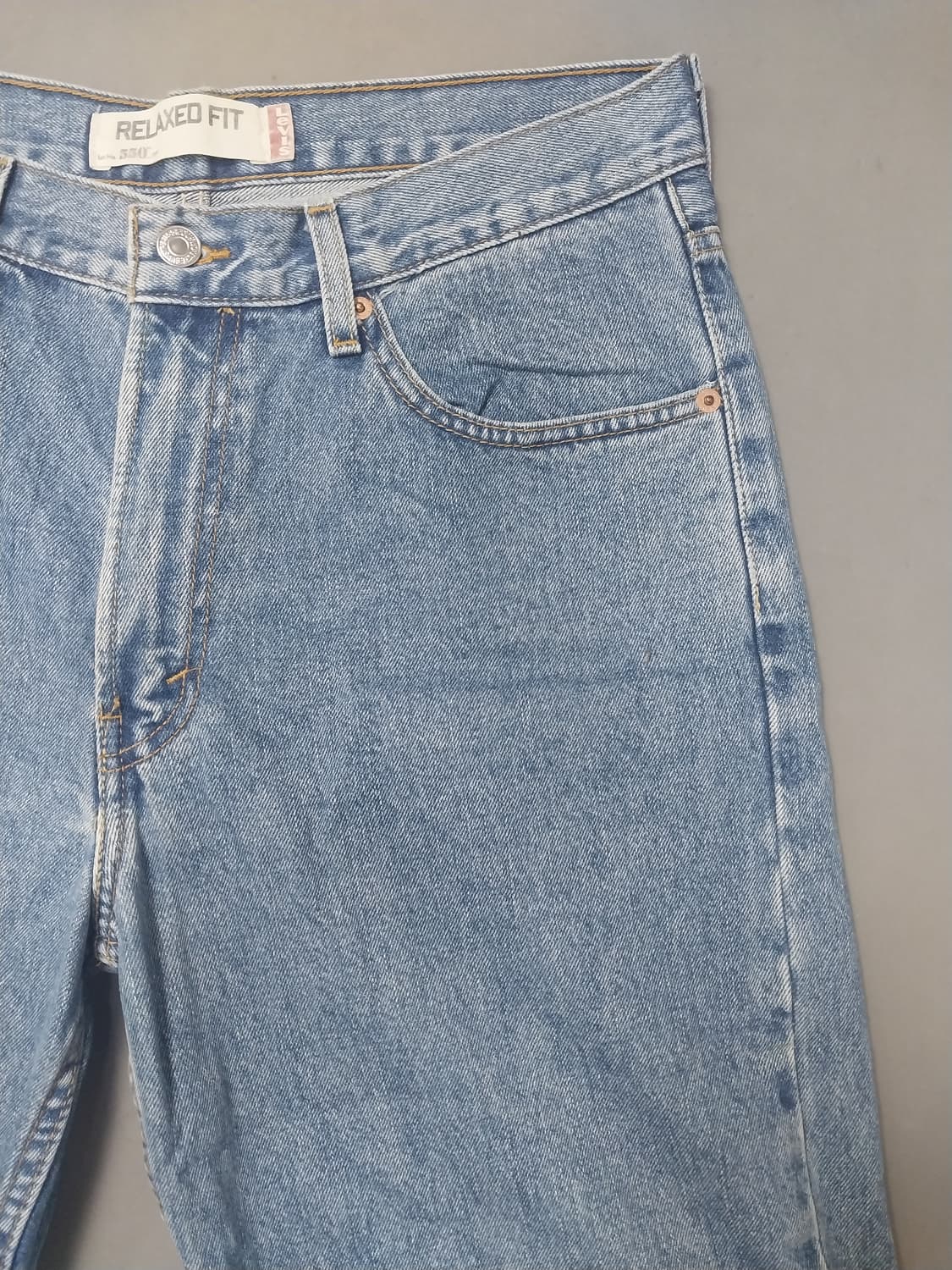 [33] 리바이스 550 R탭 스톤워싱 릴렉스드진 청바지 상품이미지4