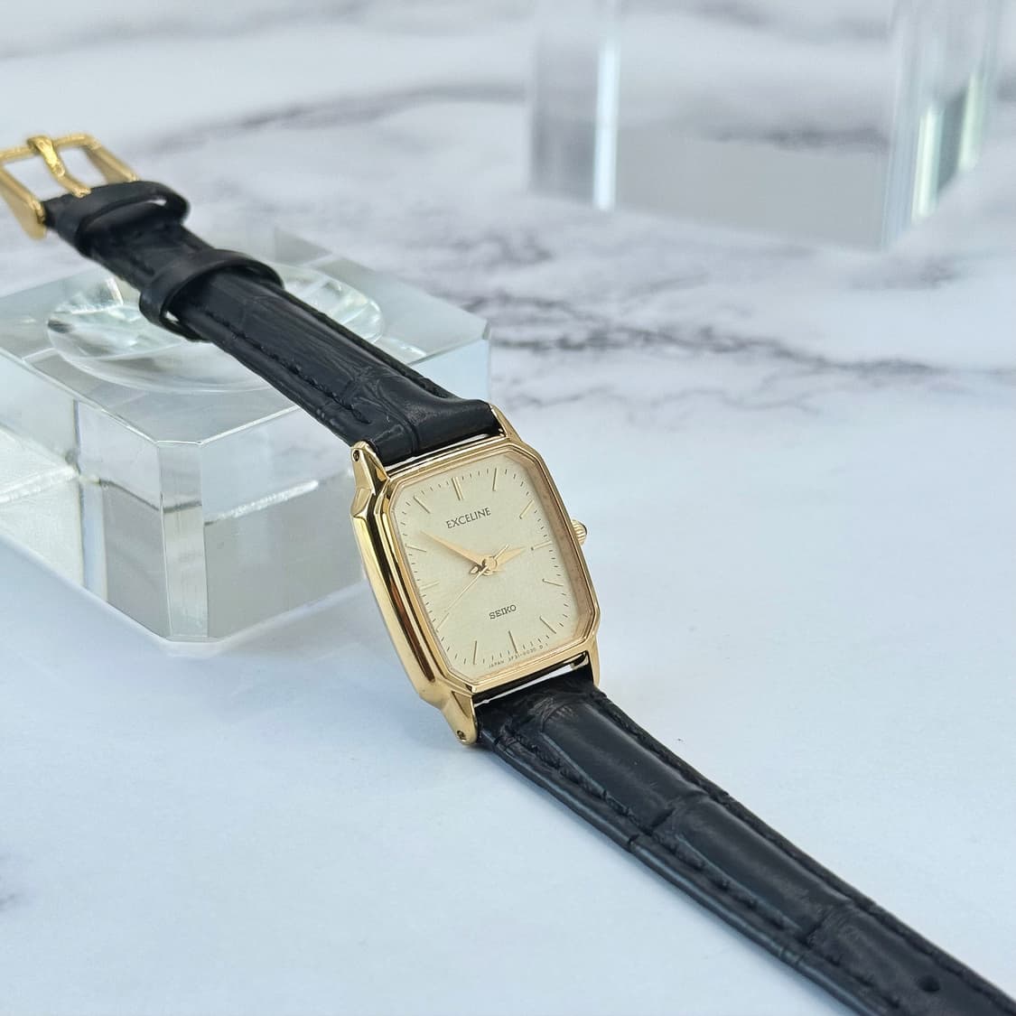 90s00s 빈티지 세이코 엑셀린 골드 탱크 워치 상품이미지3