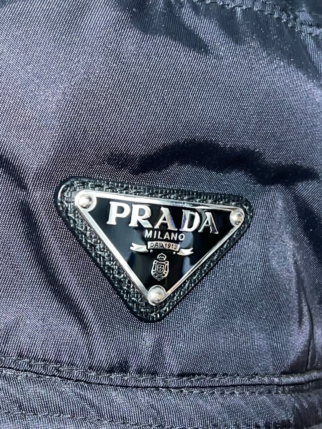 [오늘까지만 초초특가!!!!!]정품 프라다 리나일론 버킷햇 블랙 XL 상품이미지3