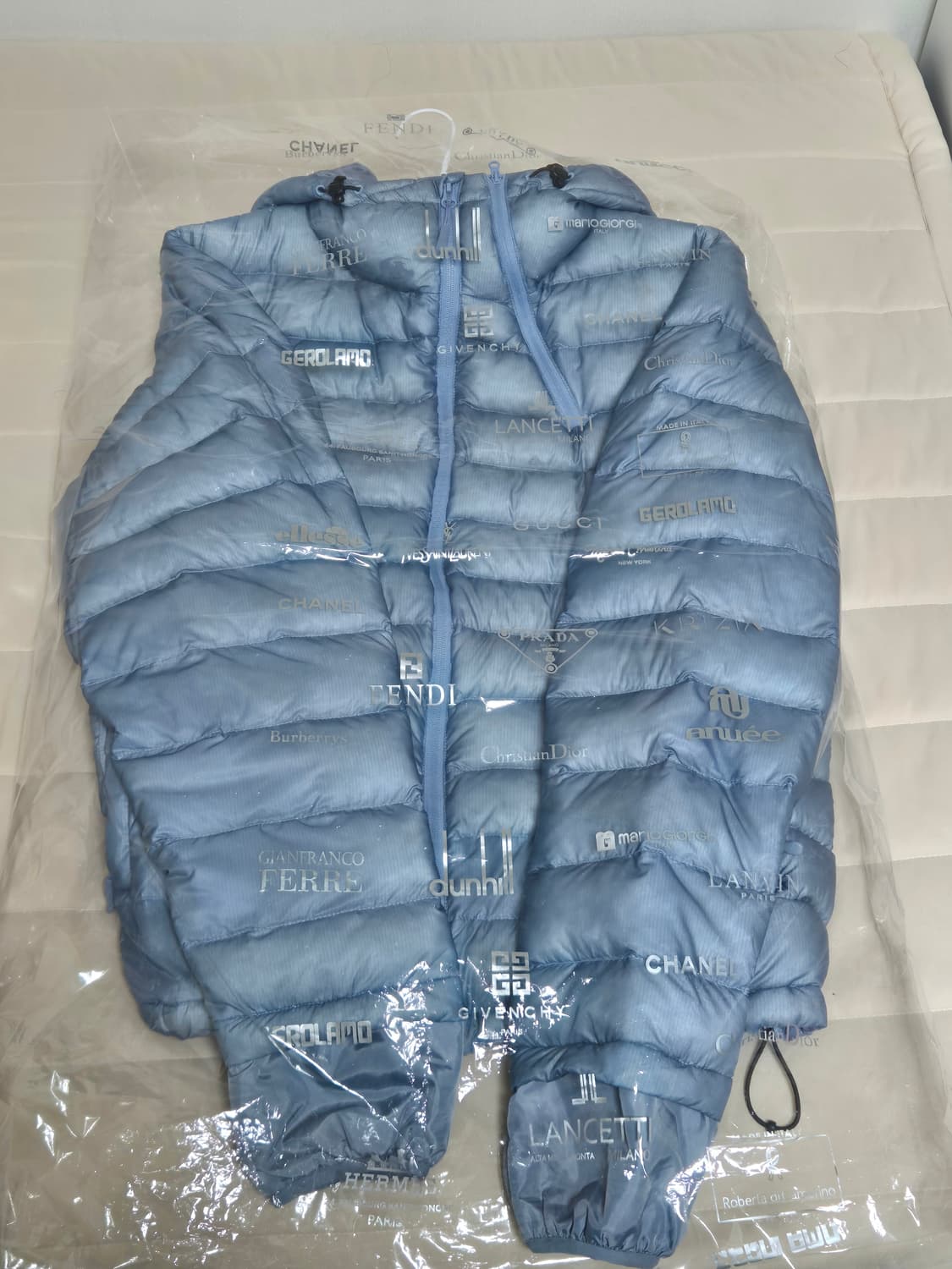 산산기어 경량패딩 24fw 3사이즈 (드라이 완료) 상품이미지1