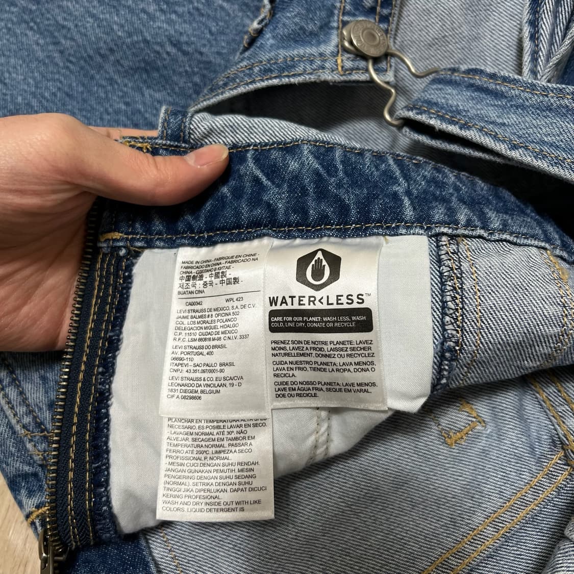 리바이스 여성 프리미엄 데님 오버롤 멜빵바지 W24 상품이미지5