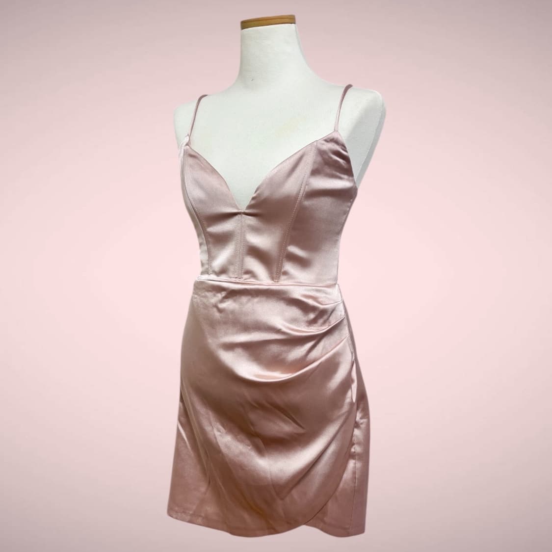 (착샷O) 자라 누드핑크 새틴 슬리브리스 미니 원피스 상품이미지2