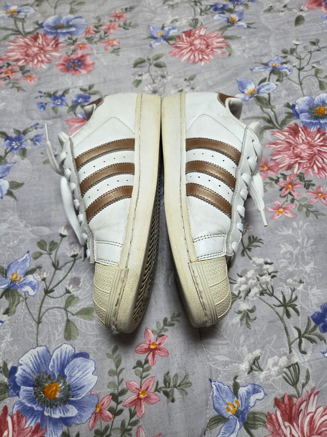 아디다스 슈퍼스타 올가죽 스니키즈 265mm 상품이미지4