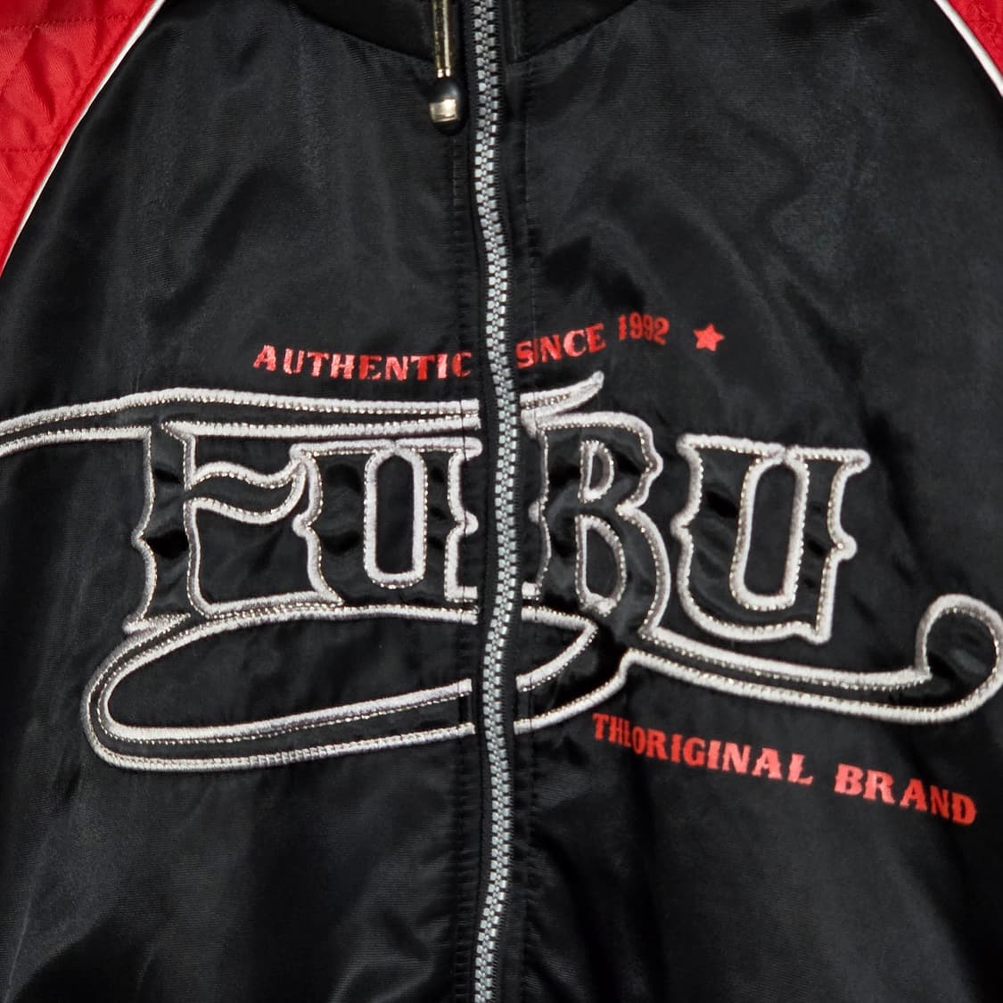 후부 올드스쿨 빅로고 누빔 후드 바시티 점퍼 상품이미지5