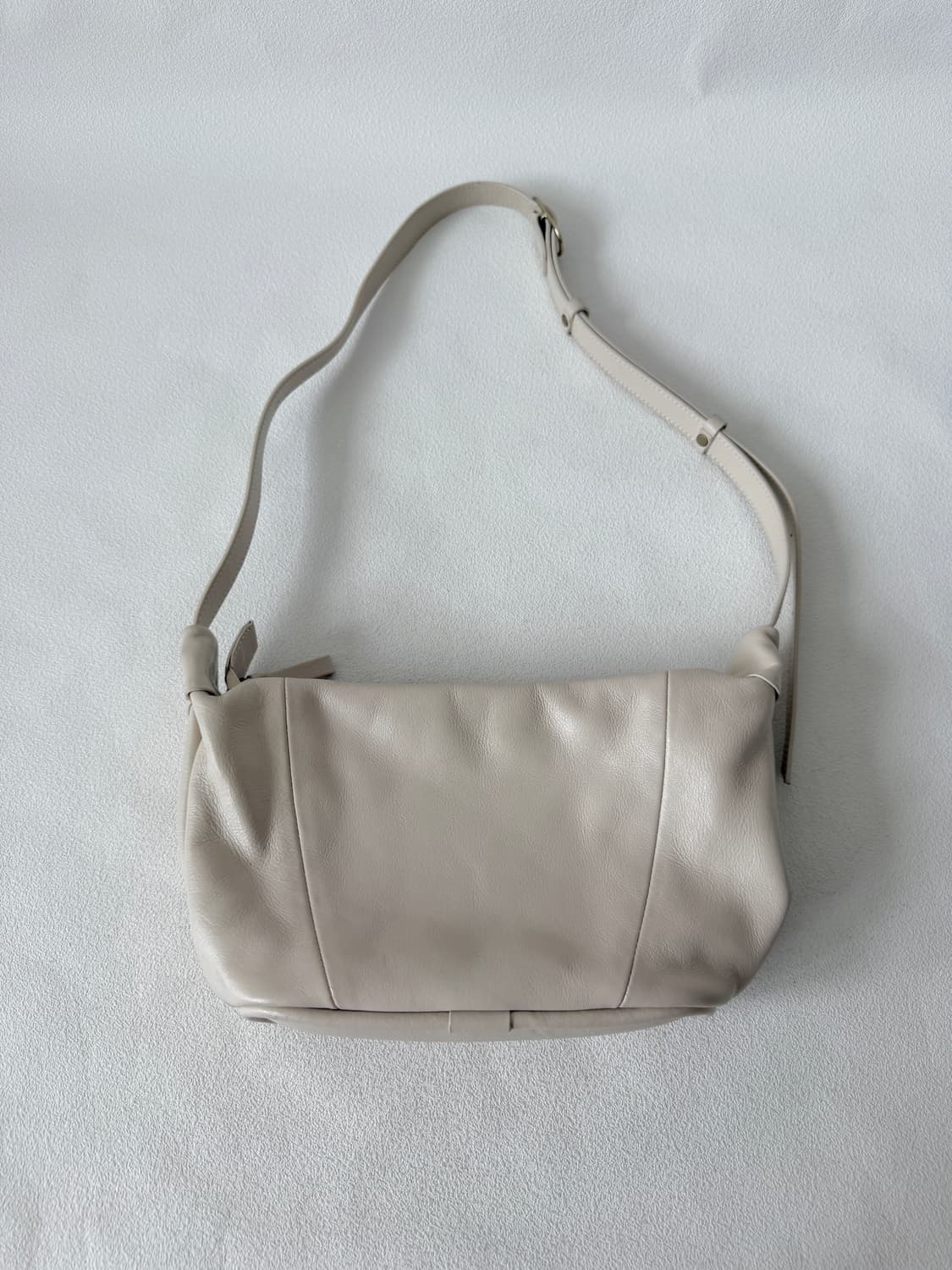 유르트(YURT) 레더 숄더 크로스백 상품이미지2