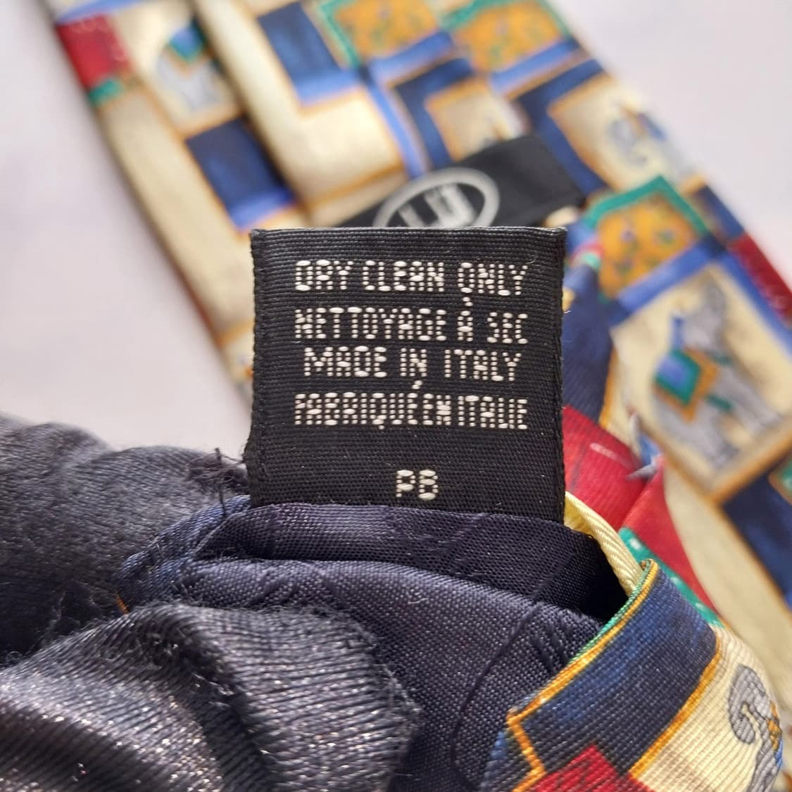 던힐 실크 베이지 코끼리 아트 패턴 넥타이 9.8cm A+등급 K1381 상품이미지10