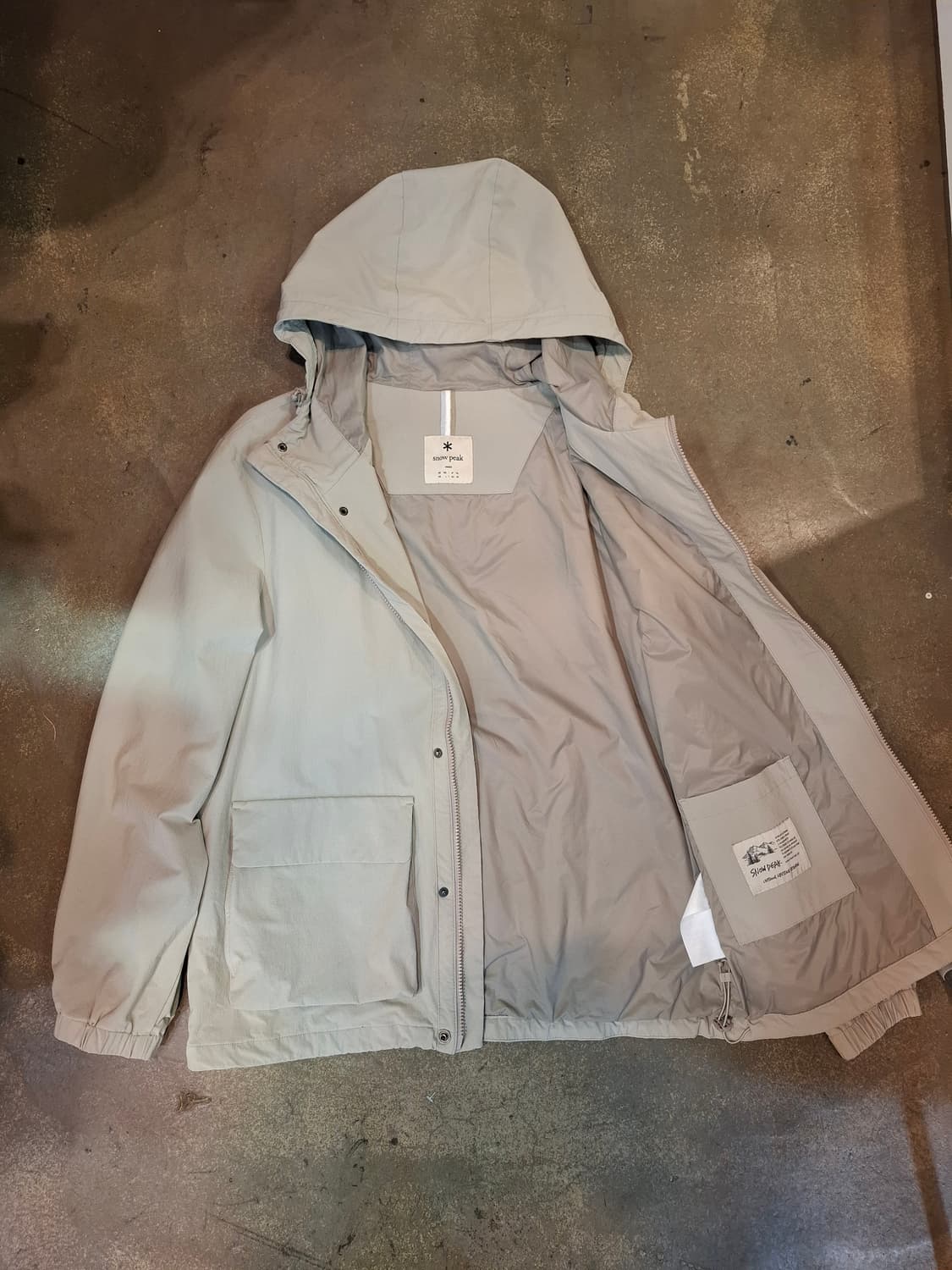 스노우피크 바람막이 상품이미지4