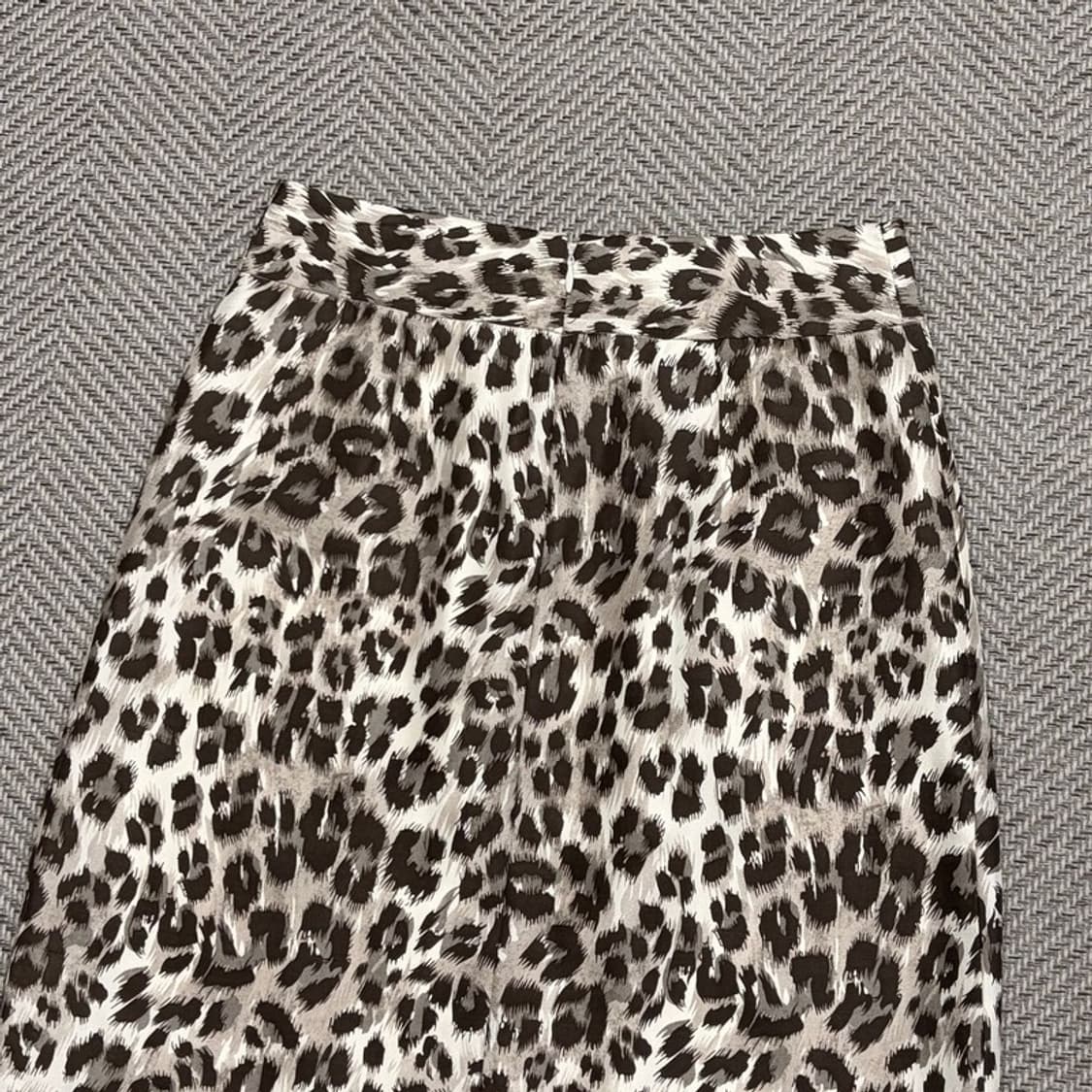 바나나리퍼블릭 레오파드 미니스커트 v1113 상품이미지4
