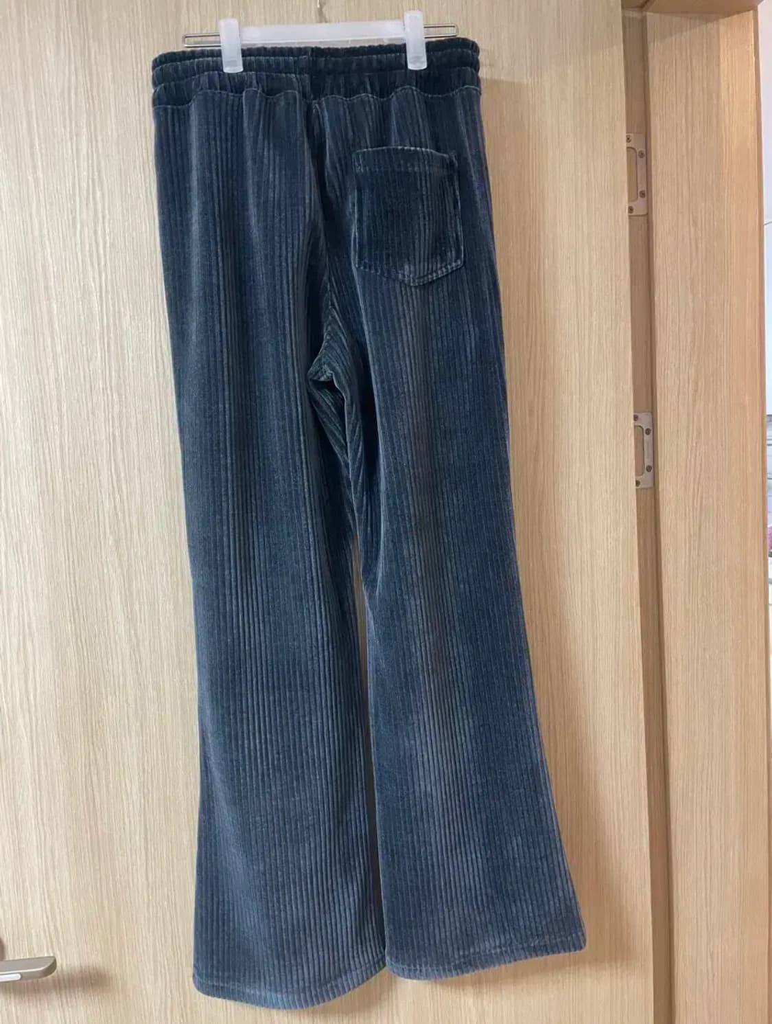 엔조블루스 벨벳 코듀로이 밴딩 부츠컷 팬츠 (Coastal Blue) 상품이미지3