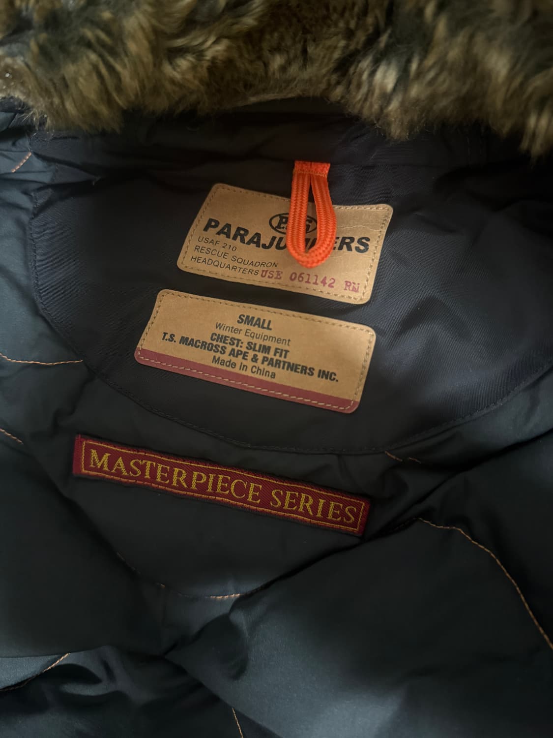 파라점퍼스고비 여성 숏패딩 상품이미지3