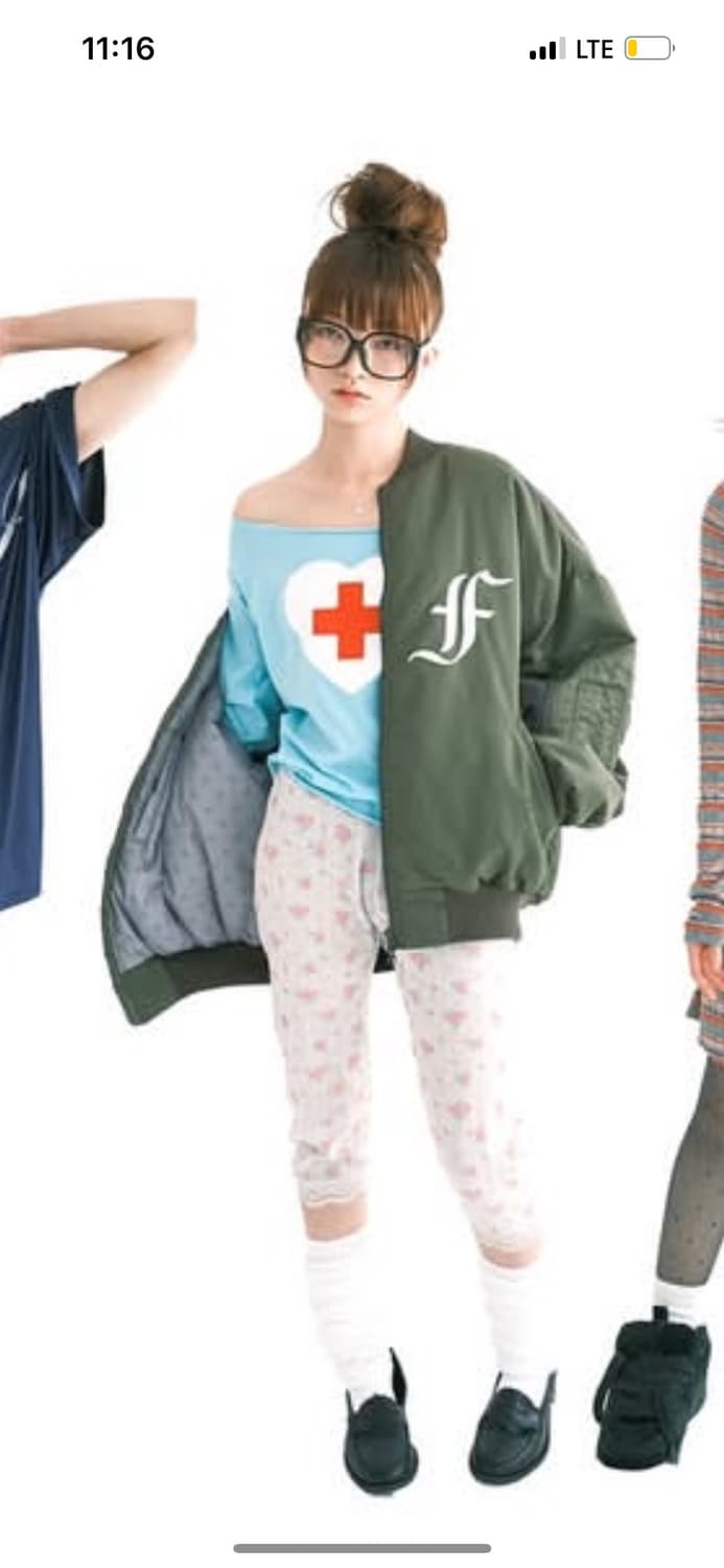 Shop faerie 샵페어리 민트색 롱슬리브 구해요 상품이미지1