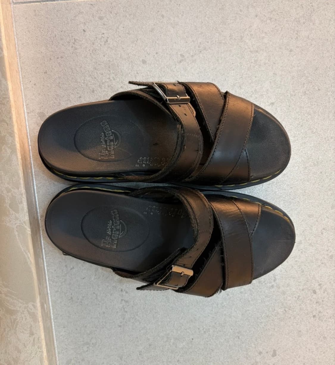 닥터마틴 슬리퍼 상품이미지1