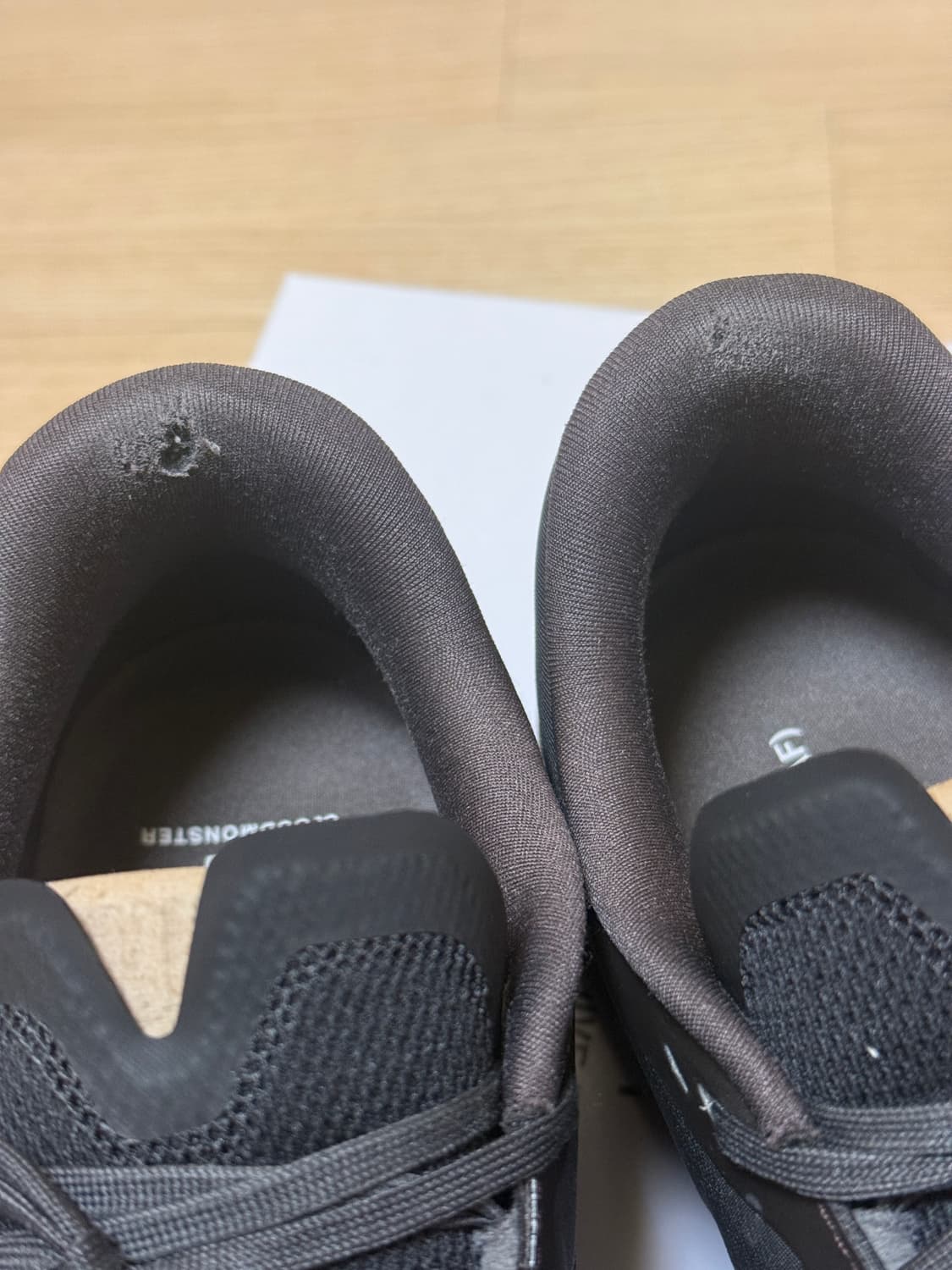 285) 359,000원 온 러닝 파프 클라우드 몬스터 2 쏜 브라운  상품이미지6