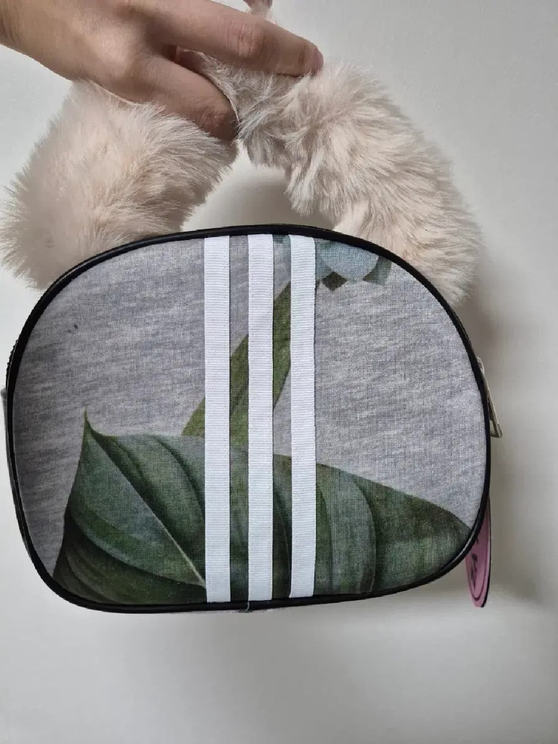 켈리즈 아디다스 업사이클링 캔디백 상품이미지3