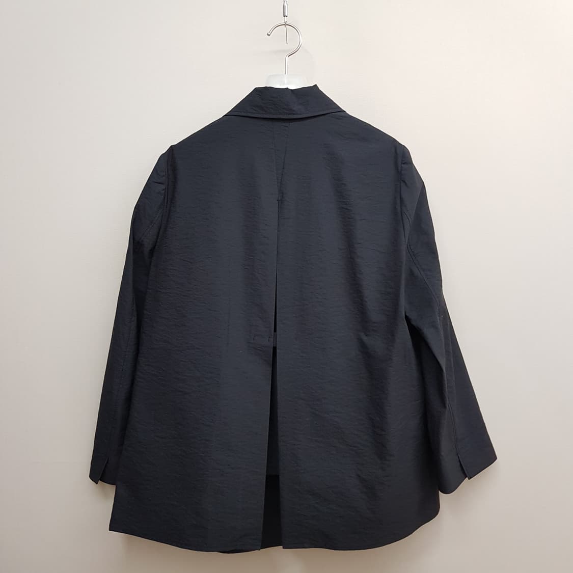 구호 2024 코튼 혼방 미니멀 자켓 0사이즈 상품이미지4