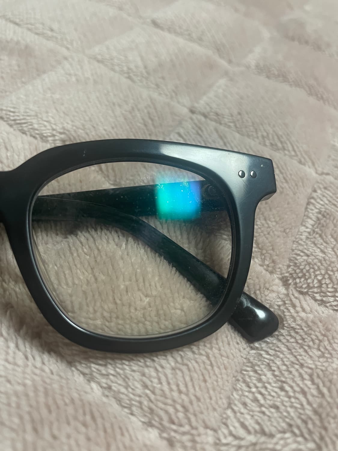 젠틀몬스터 금장 뿔테 안경  상품이미지2