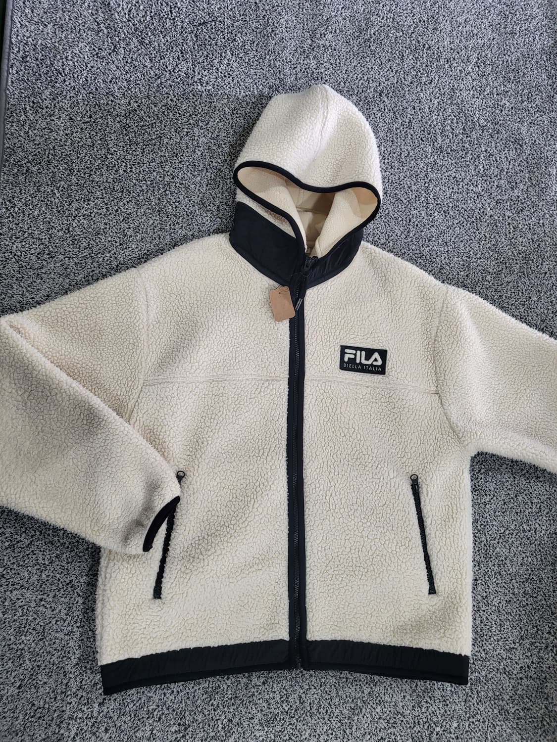 휠라(FILA) 플리스 후드 자켓
 상품이미지1