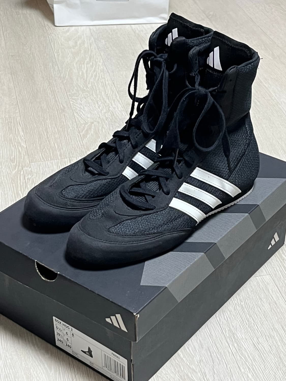 [1회착] 제니 착용 아디다스 복서 호그2 240 상품이미지1