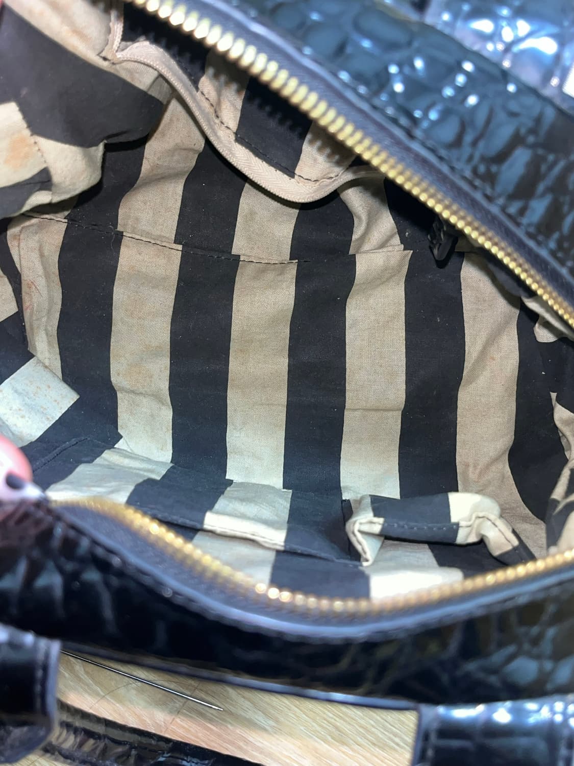 비비안웨스트우드 볼링백 페이턴트 가죽 상품이미지8