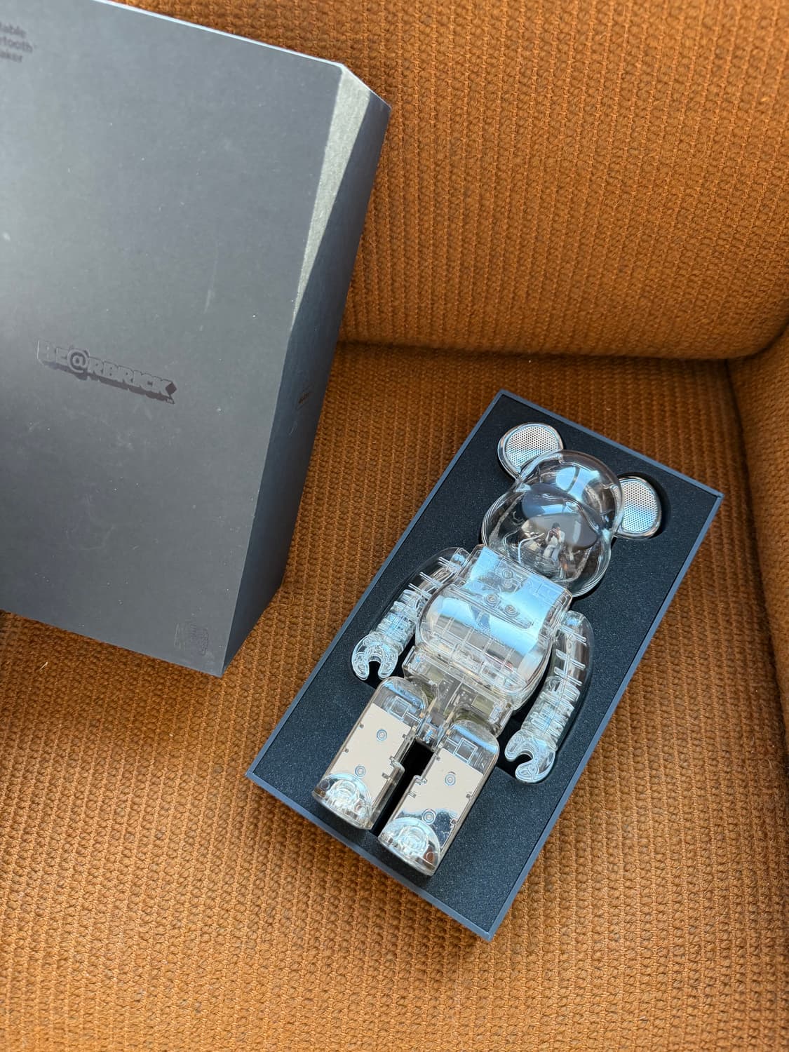 베어브릭 오디오 100% 클리어 상품이미지1