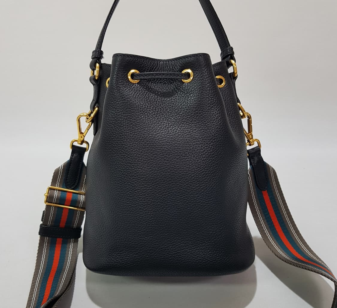 프라다 비텔로 피닉스 버킷백 1BE072 상품이미지5