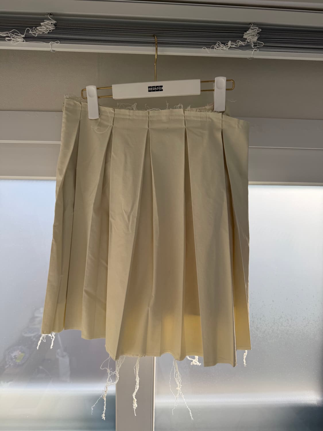 eonts 애옹쓰 플리츠 미디 스커트 상품이미지2