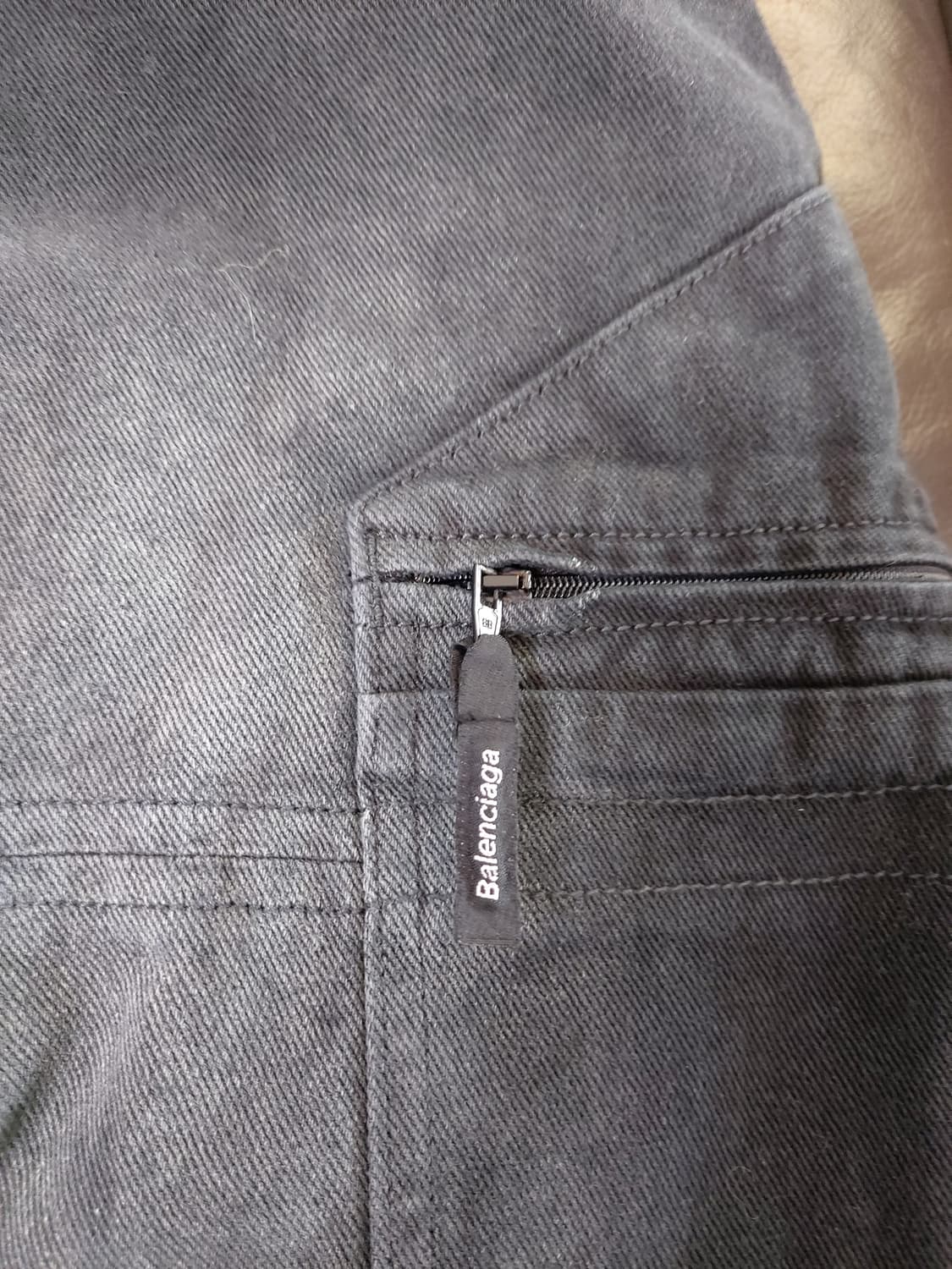 발렌시아가 카고 팬츠 페이드 블랙 (M)30~31 상품이미지3