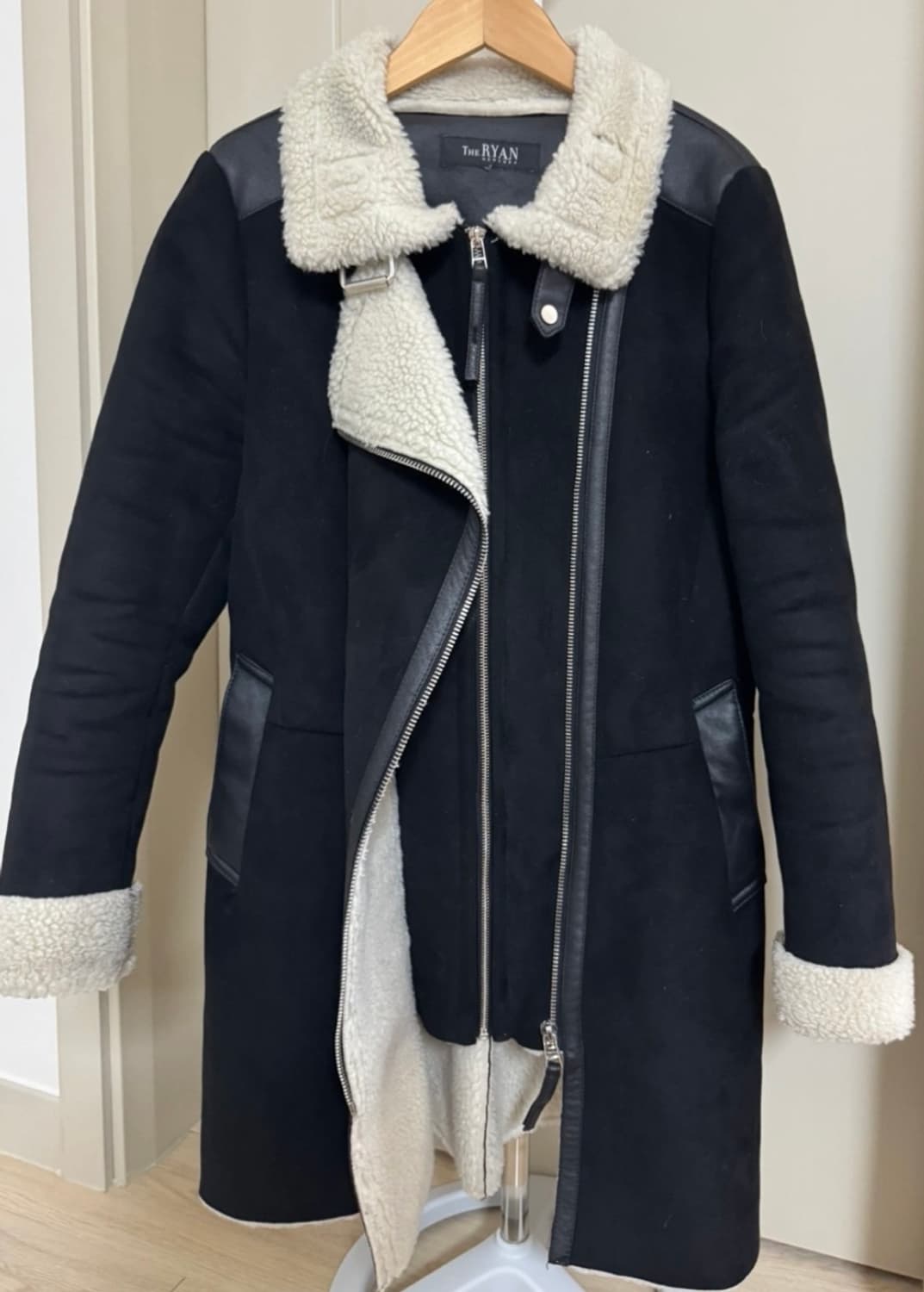 리안뉴욕 롱 무스탕 상품이미지1