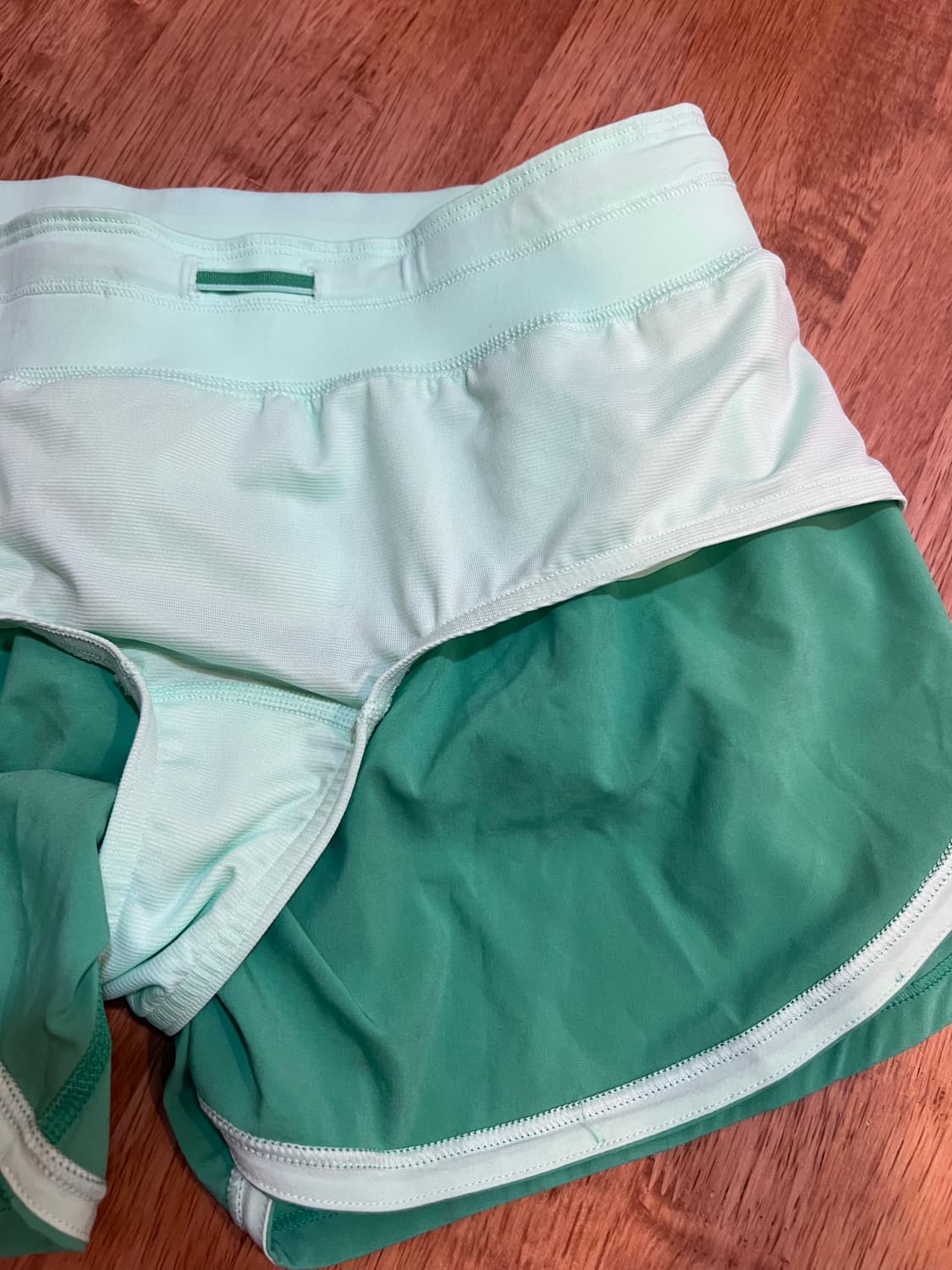 룰루레몬 여성 그린 런닝쇼츠 런닝팬츠 트레이닝바지 상품이미지6