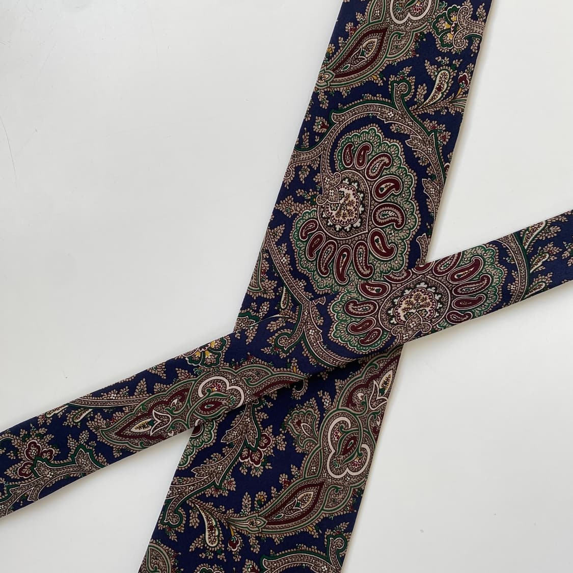 Longchamp 롱샴 페이즐리 명품 정품넥타이8.7cm 상품이미지4