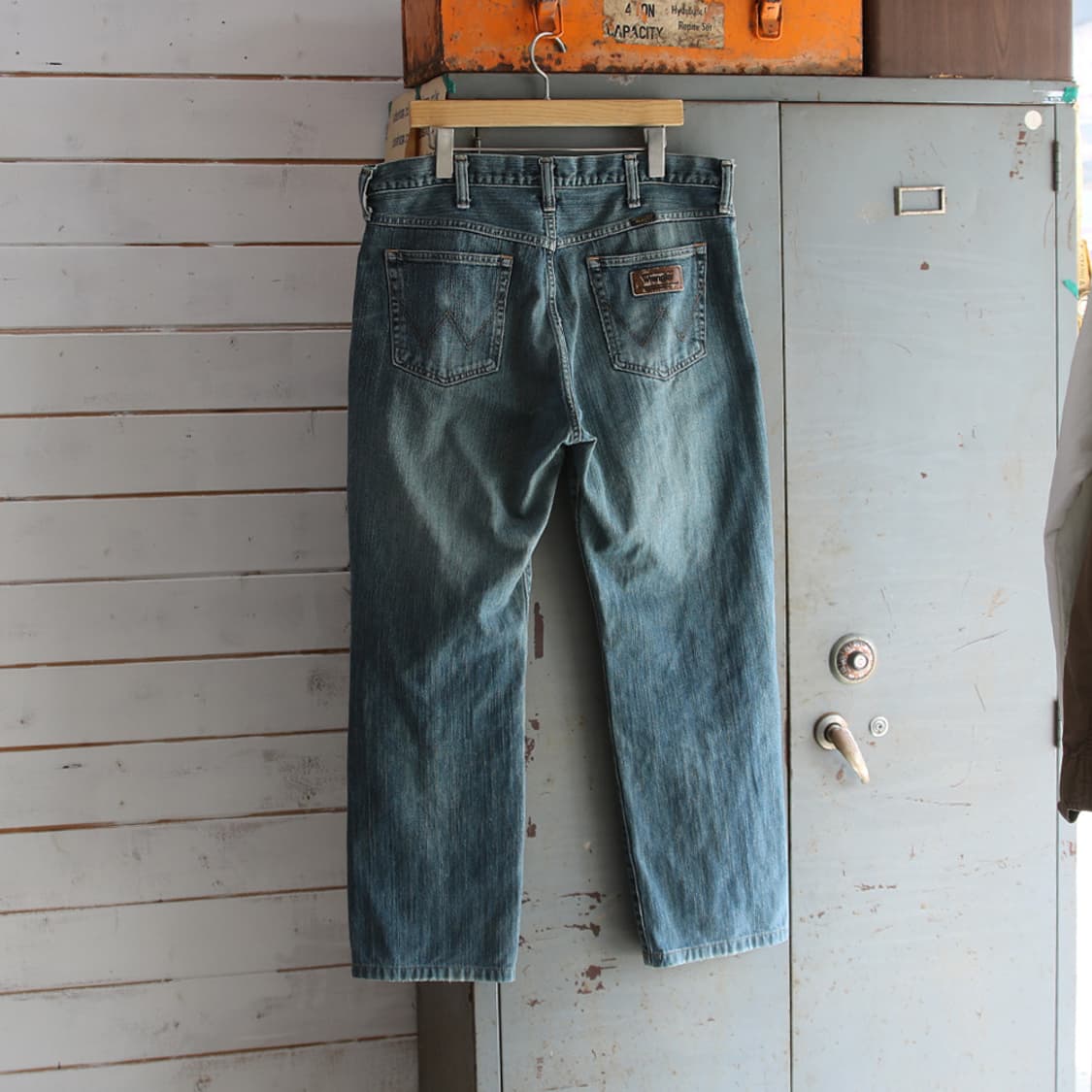 (착용컷) Wrangler 데님 팬츠 (남성용 35.5) 상품이미지2