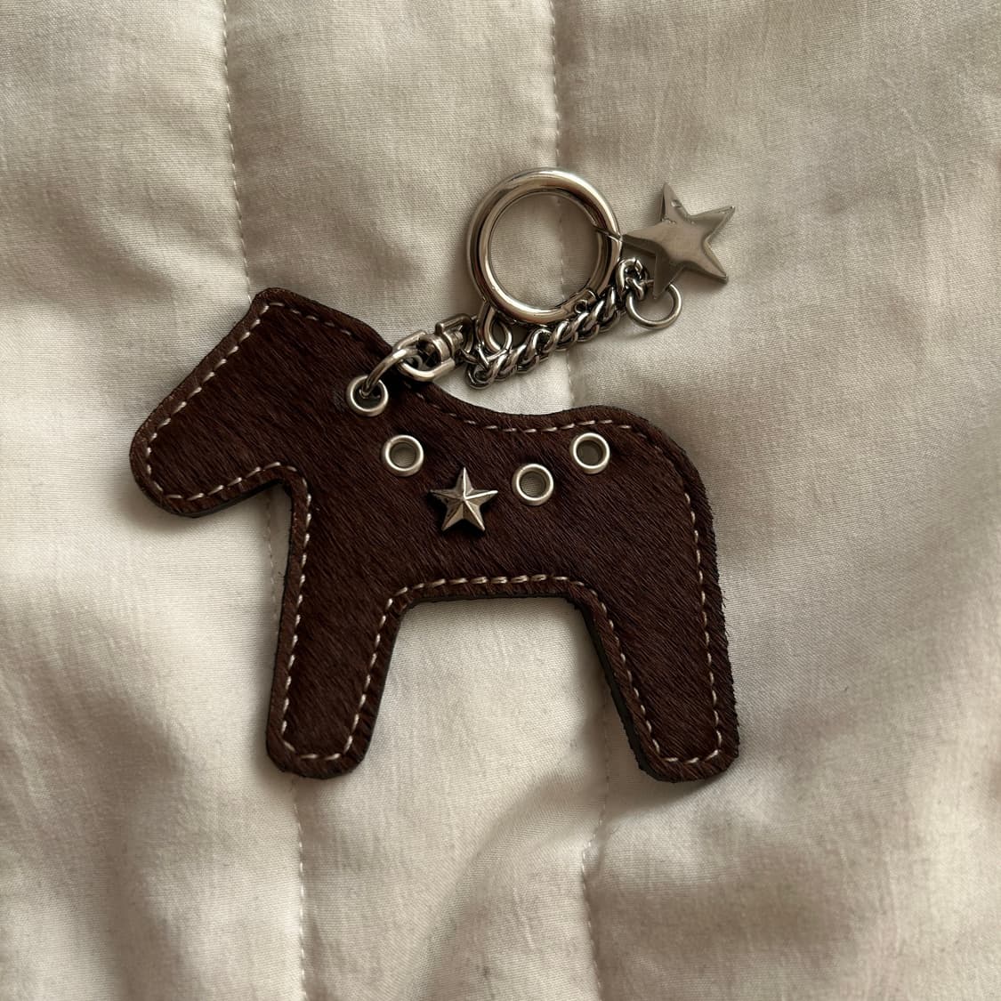 샌드뮤지엄 PONY KEYRING [Brown] 상품이미지1