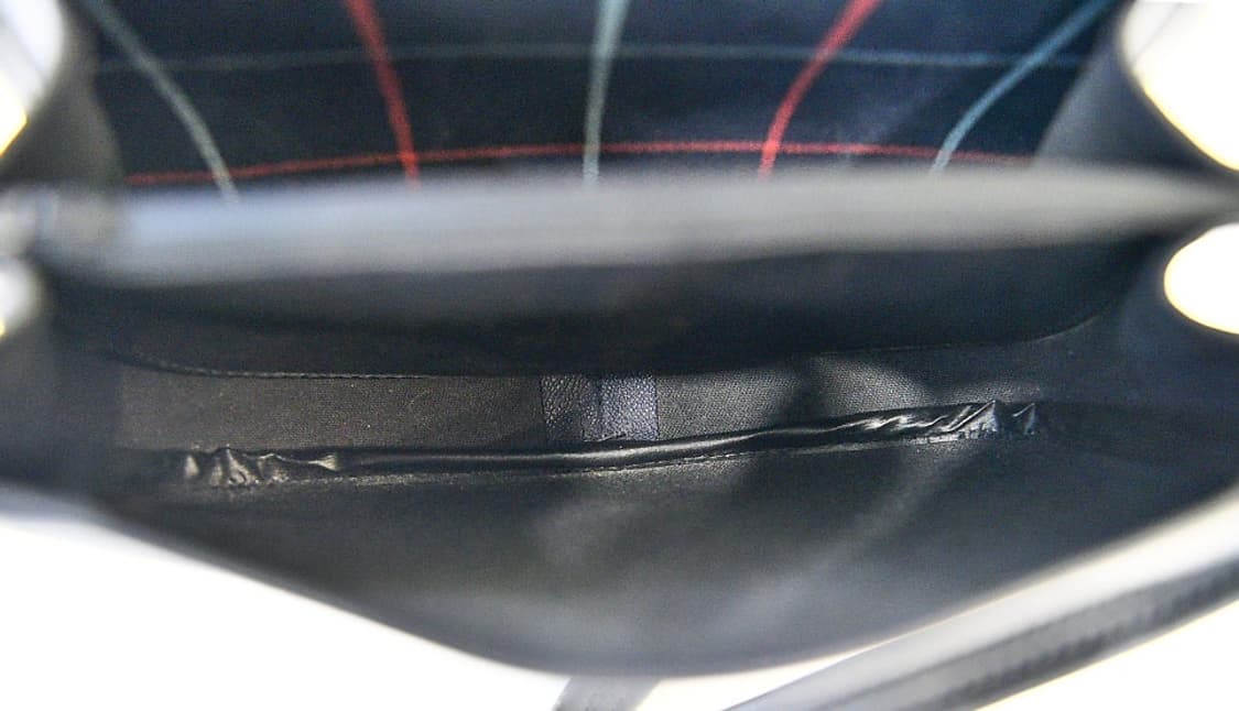 버버리 시그니처 네이비 체크 크로스백(정품) 상품이미지9