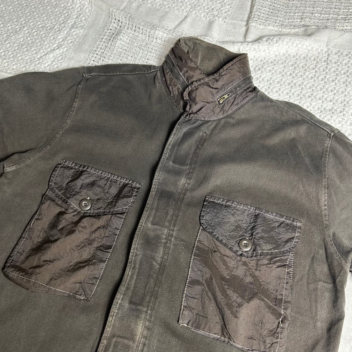 [AVIREX] 아비렉스 밀리터리 투포켓 워싱 집업 반팔 상품이미지2