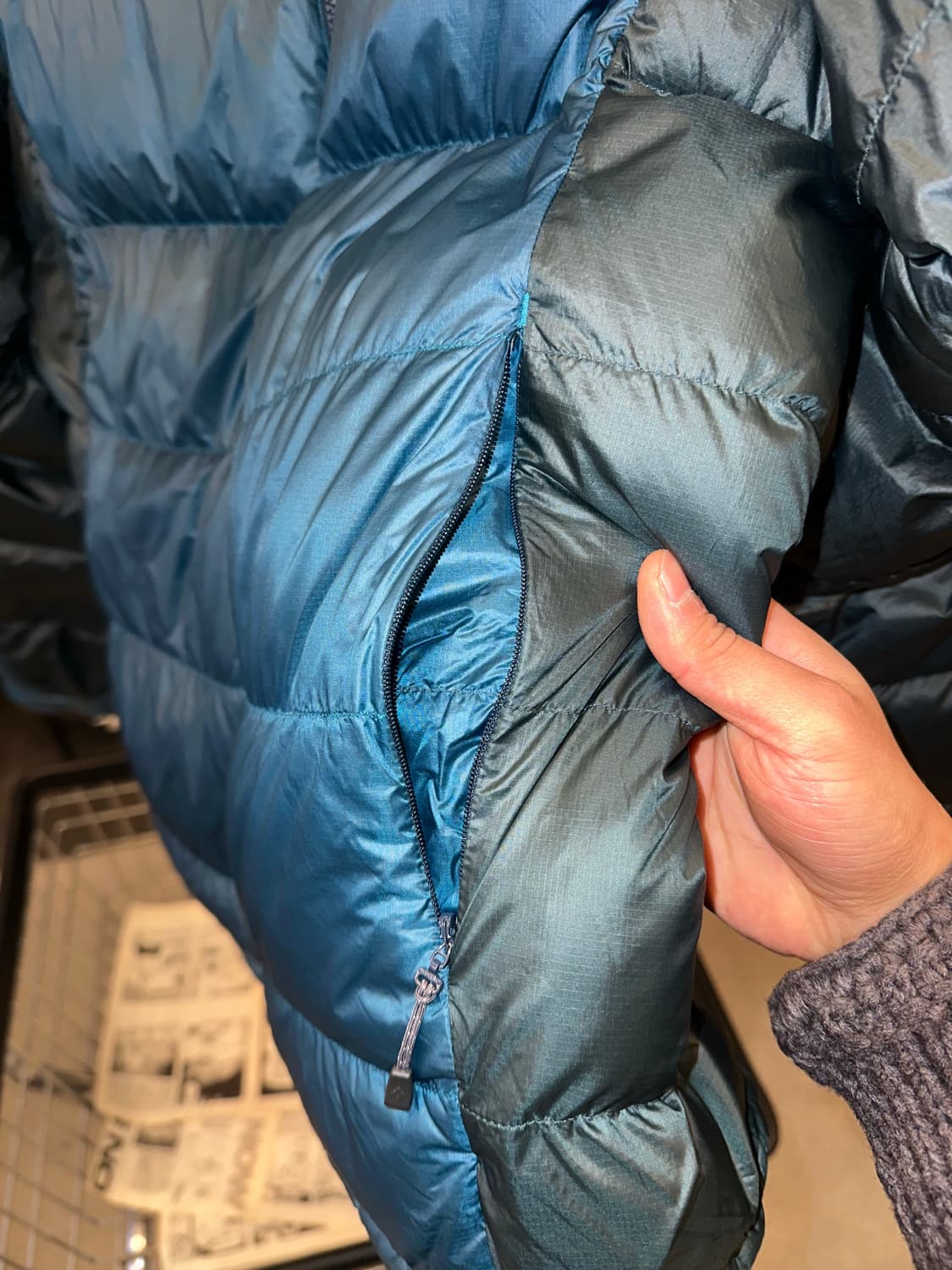 Montbell light-weight goose down padded  상품이미지9